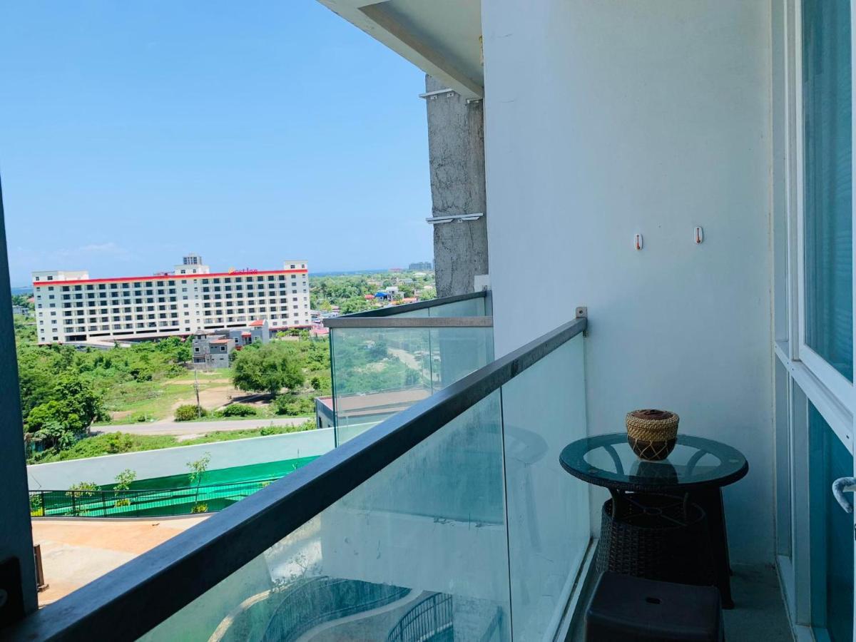 The Mactan Town Lapu-Lapu City Exterior photo