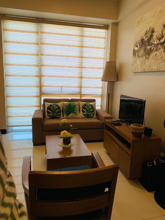 The Mactan Town Lapu-Lapu City Exterior photo